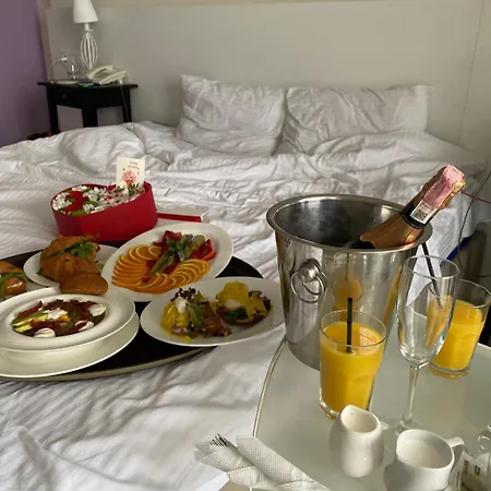 Design Skopeli Hotel