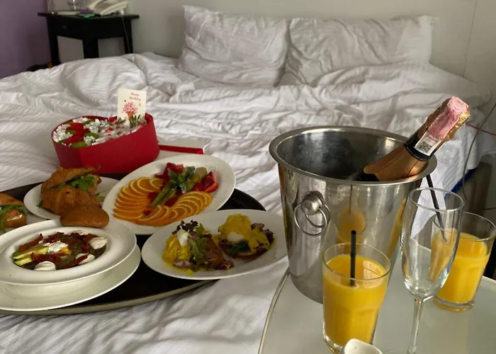 Design Skopeli Hotell