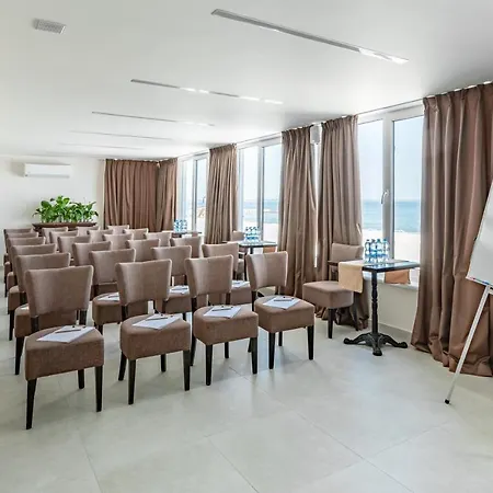 Design Skopeli Hotel