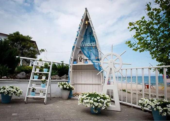 Design Skopeli Hotel